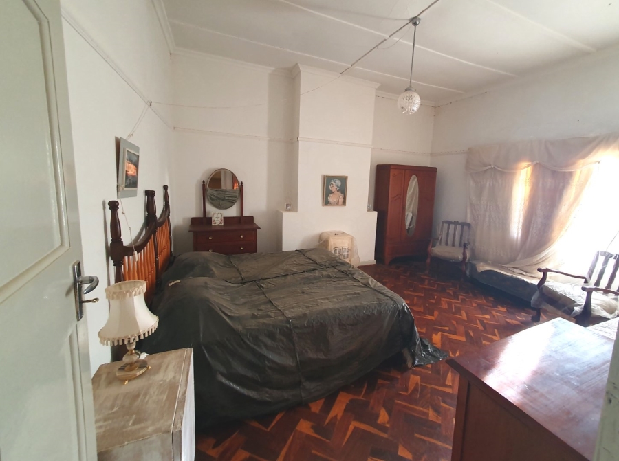 4 Bedroom Property for Sale in Loeriesfontein Northern Cape